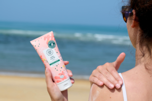 soins hydratants Dax et Terra pour protéger et réparer sa peau après le soleil