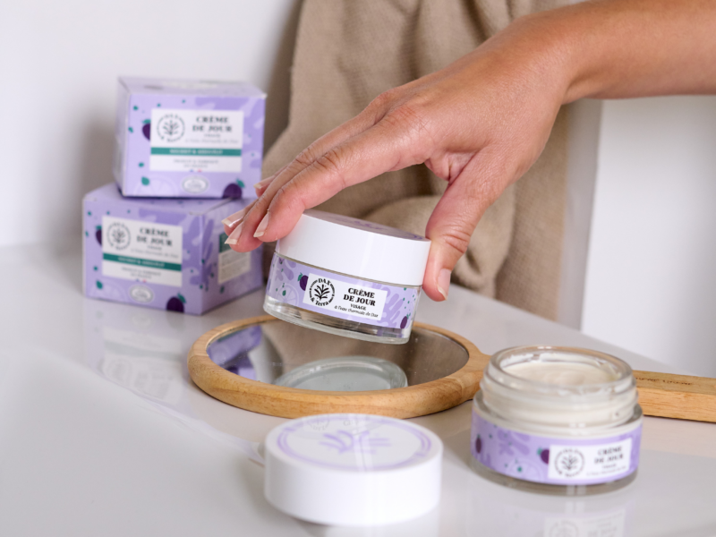 Les soins hydratants essentiels pour protéger sa peau des agressions hivernales